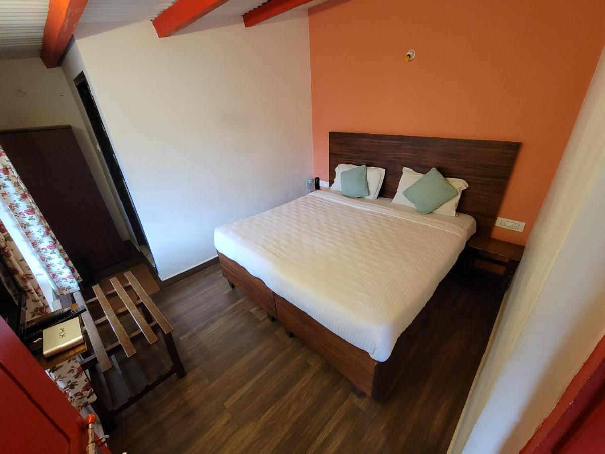 אוטי Reflections Guest House מראה חיצוני תמונה