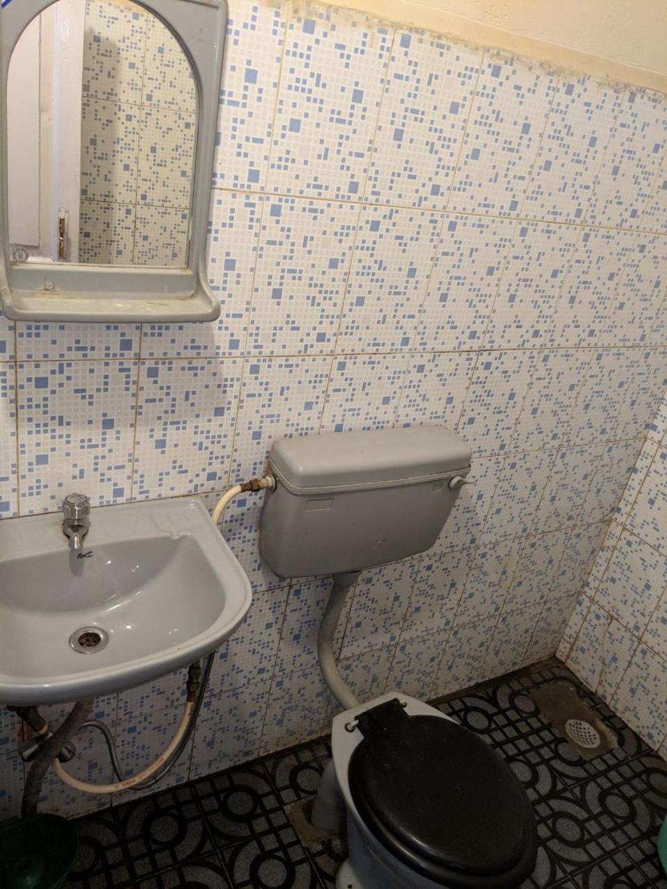 אוטי Reflections Guest House מראה חיצוני תמונה