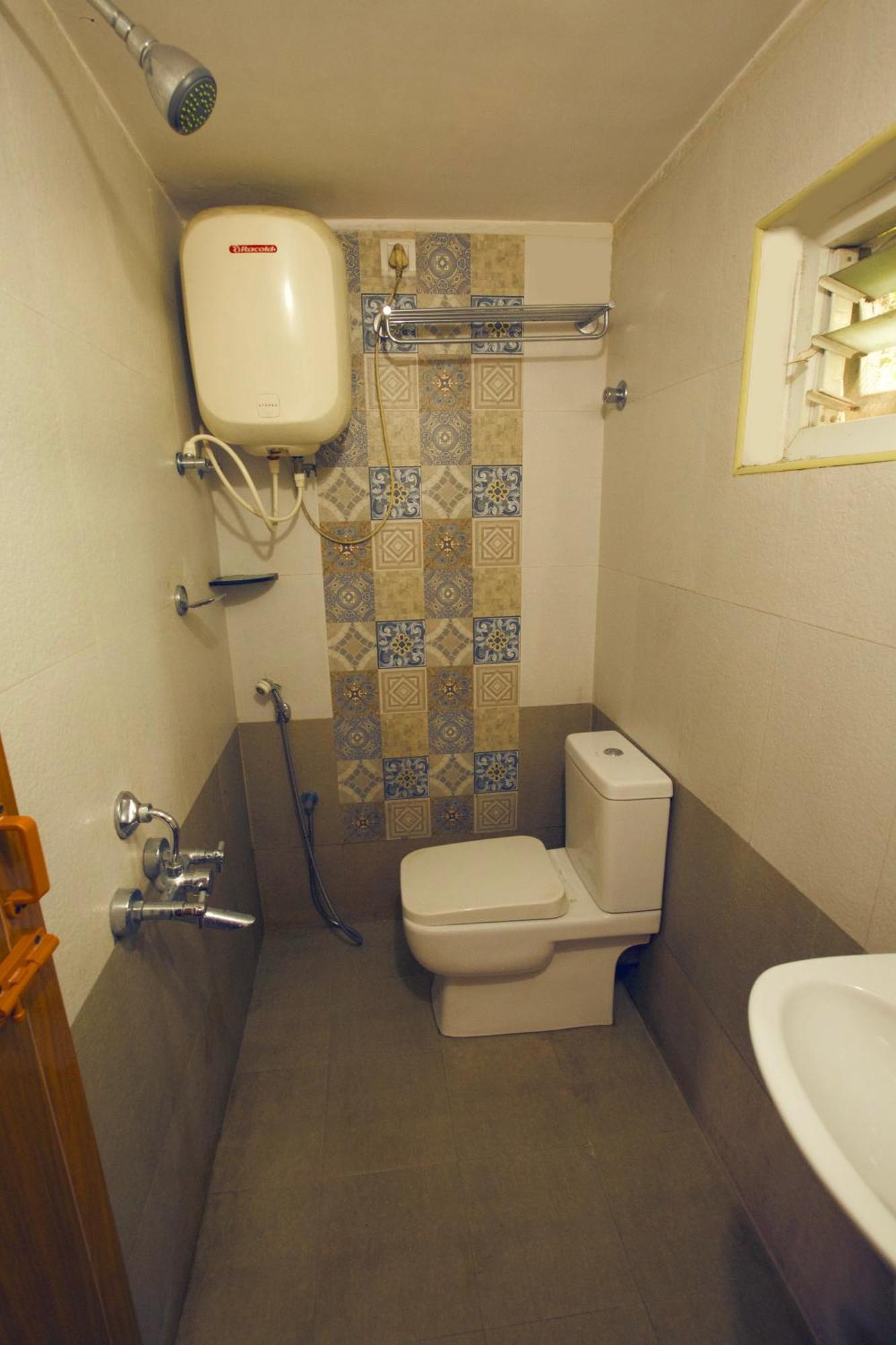 אוטי Reflections Guest House מראה חיצוני תמונה