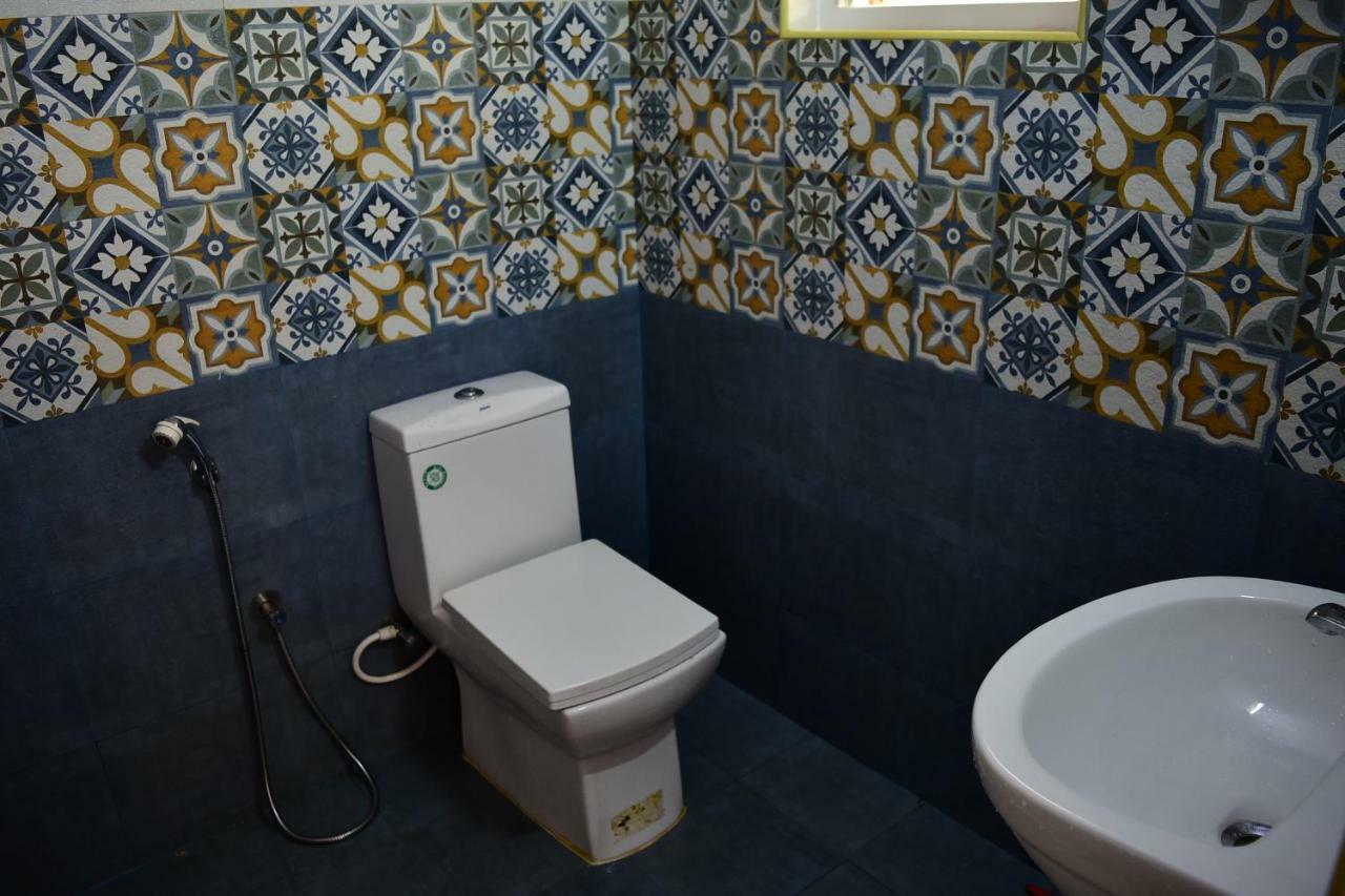 אוטי Reflections Guest House מראה חיצוני תמונה
