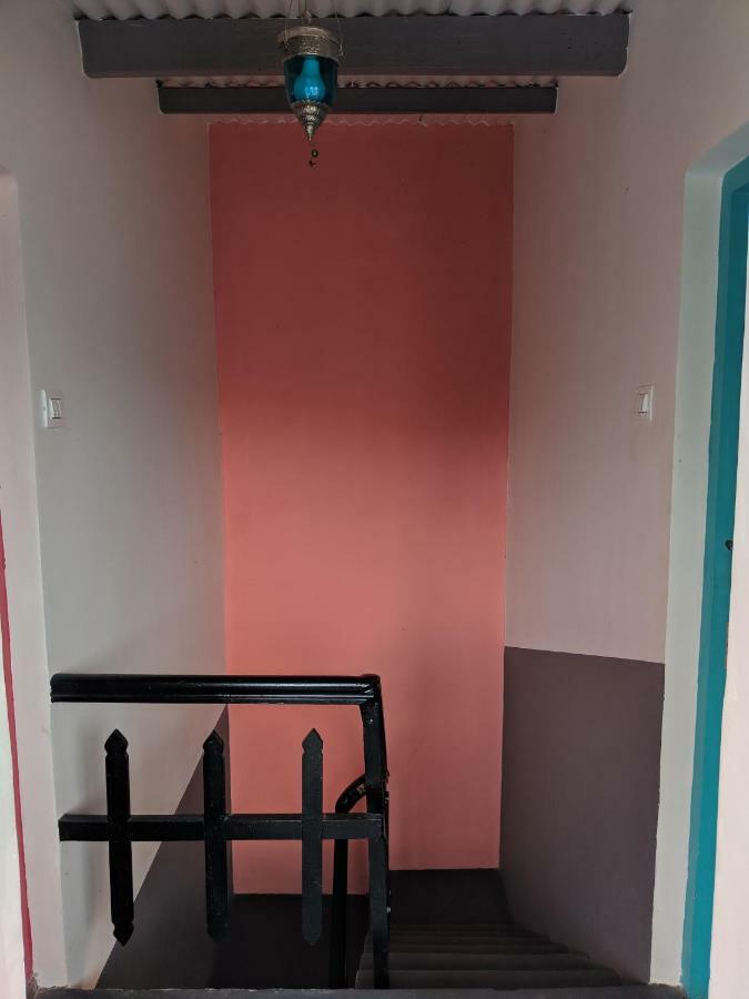 אוטי Reflections Guest House מראה חיצוני תמונה